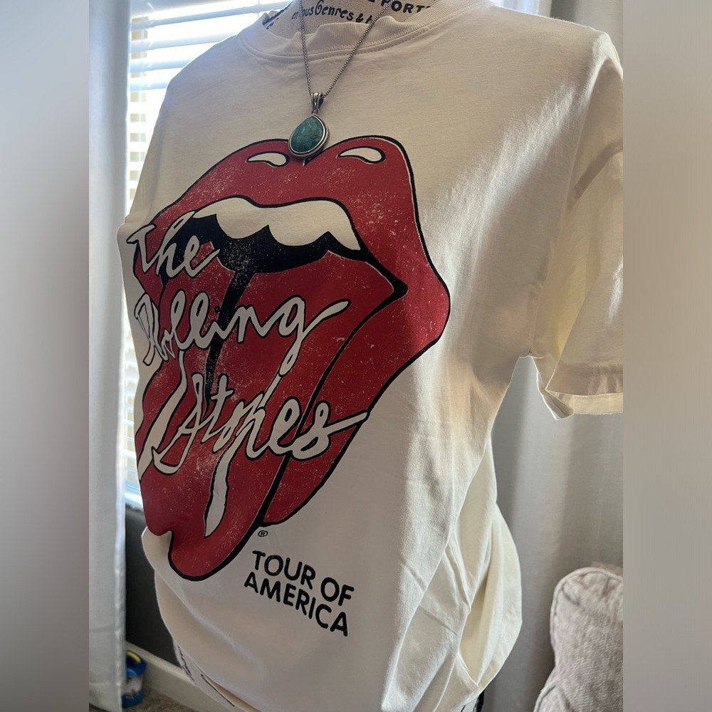 H&M band Tee